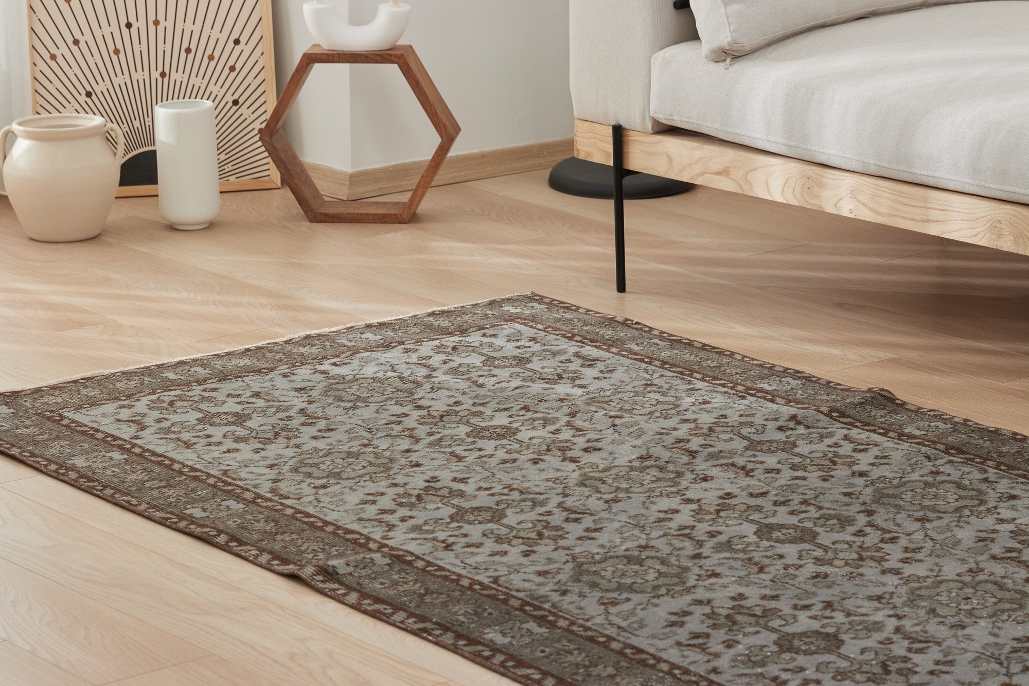 Dinah | Hand-Knotted Rug with Timeless Allover Pattern | Kuden Rugs