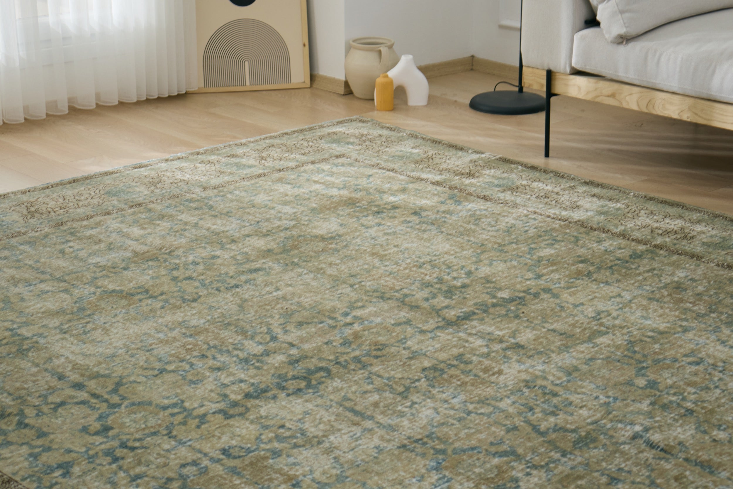 Green Persian Style Rug | Persian Style 2024 Area Rug | Persian Rug | Persian Area Rug | Green Persian Rug | Persian Area Rugs | Persian Rugs