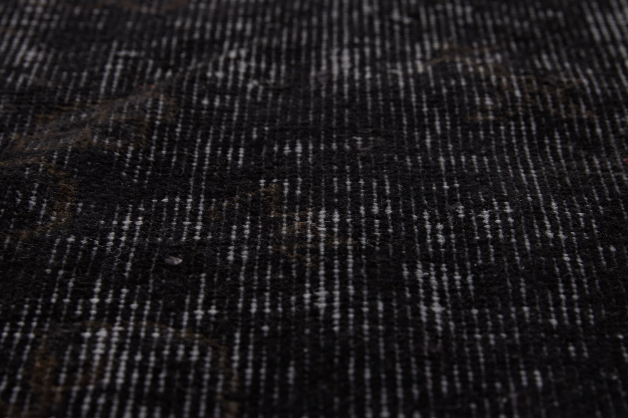Eliza | Sophisticated Plain Pattern Vintage Rug | Kuden Rugs