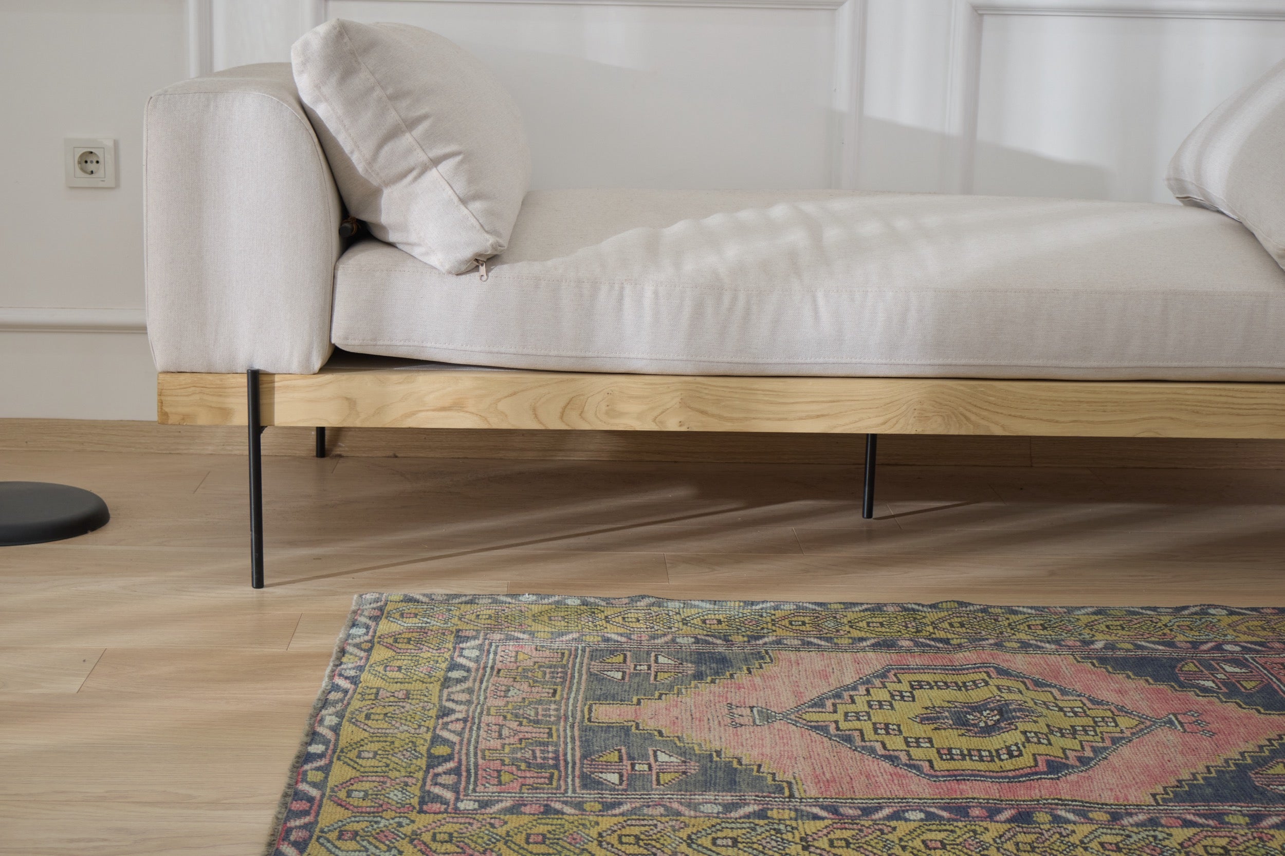 Handwoven tradition meets modern style: The Elysia Rug. | Kuden Rugs