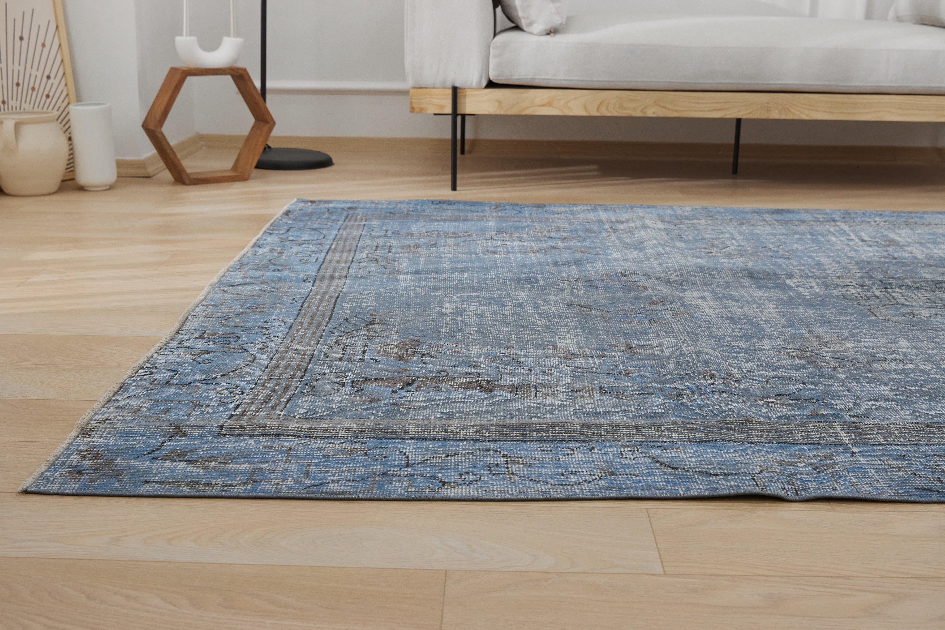 Hand-Knotted History - Emelie's Timeless Beauty | Kuden Rugs
