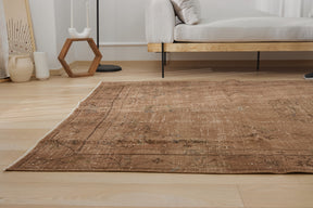 Discover Vintage Luxury with Emerie's Unique Design | Kuden Rugs