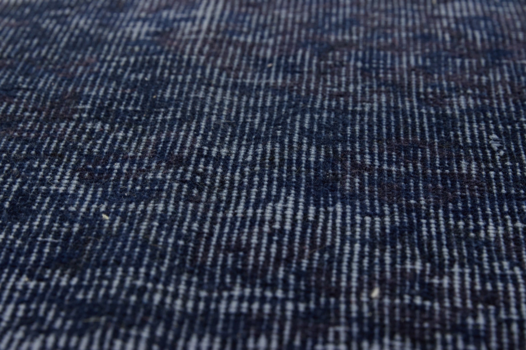 Faiza | Sophisticated Plain Pattern Vintage Rug | Kuden Rugs
