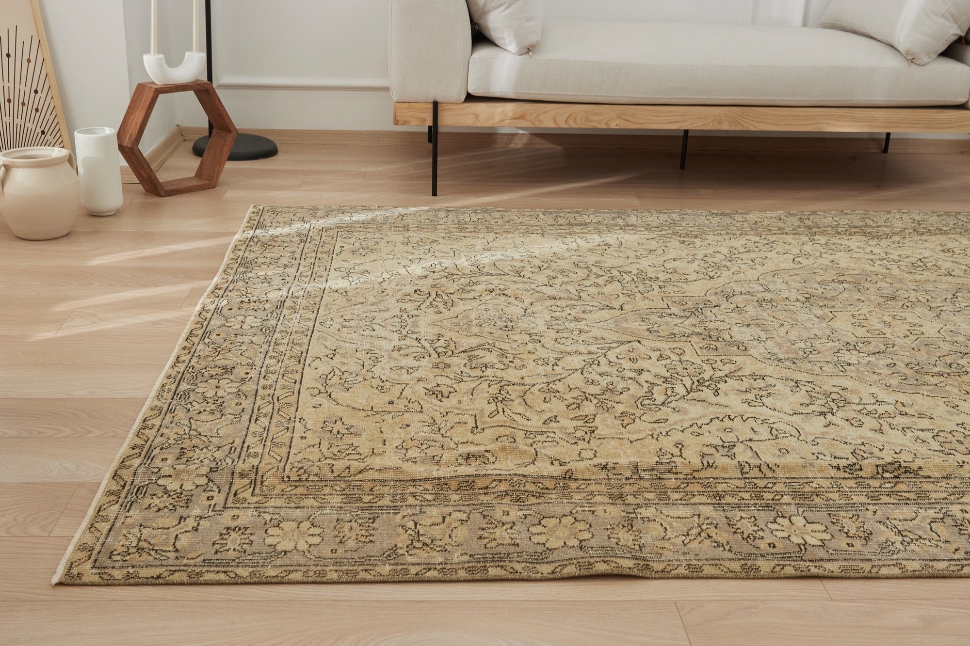 Faryca | Antiquewashed Wool and Cotton Carpet | Kuden Rugs