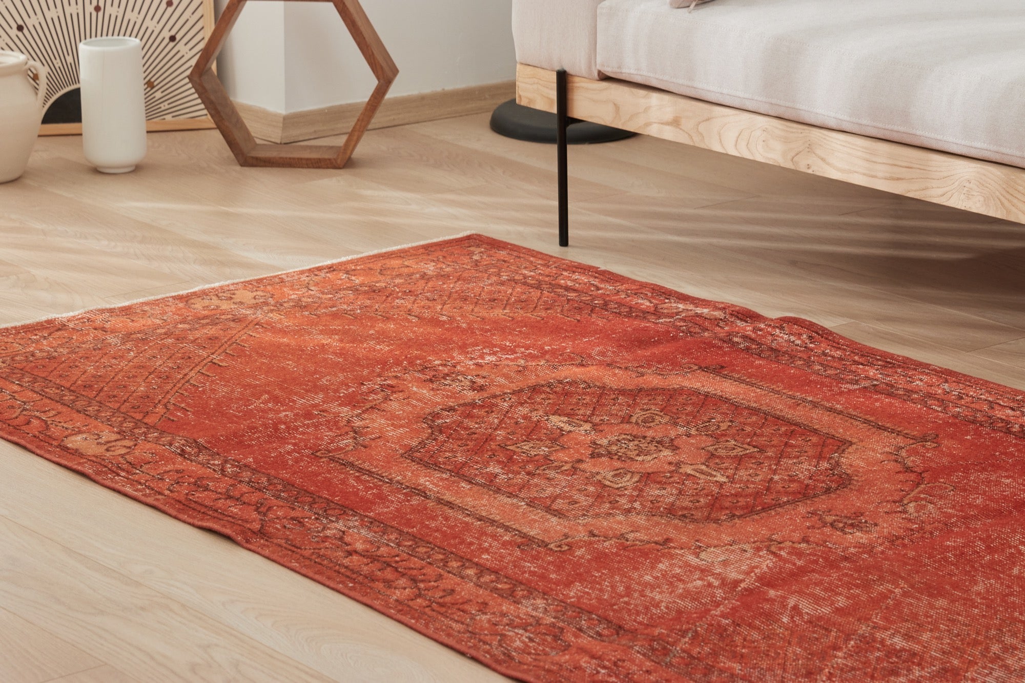 Discover Frankie | Luxurious Traditional Rug Craftsmanship | Kuden Rugs