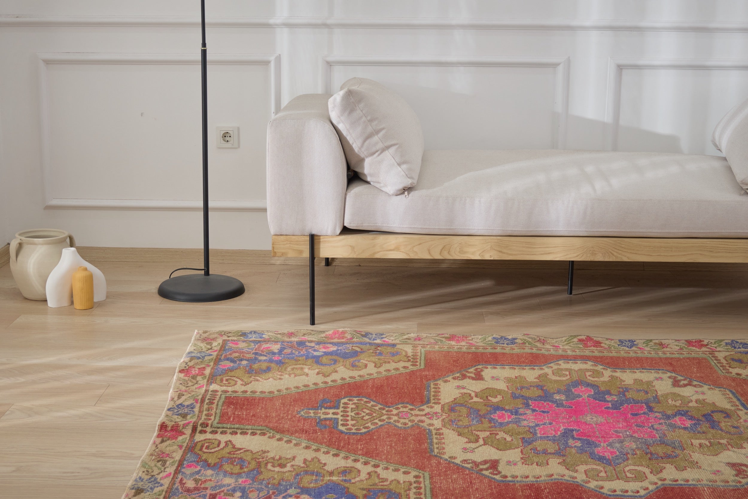 4' x 7' Vintage Turkish Small Rug, Red - Freesia | Kuden Rugs