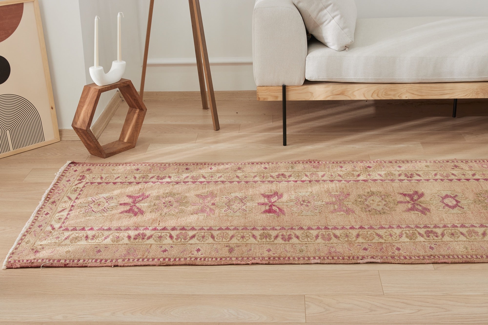 Gina | Unique Long Runner with Timeless Design | Kuden Rugs
