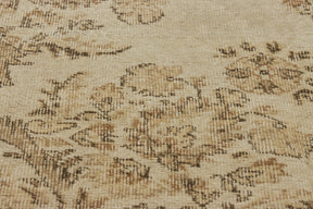 Giovona | Sophisticated Vintage Rug with Artisan Quality | Kuden Rugs