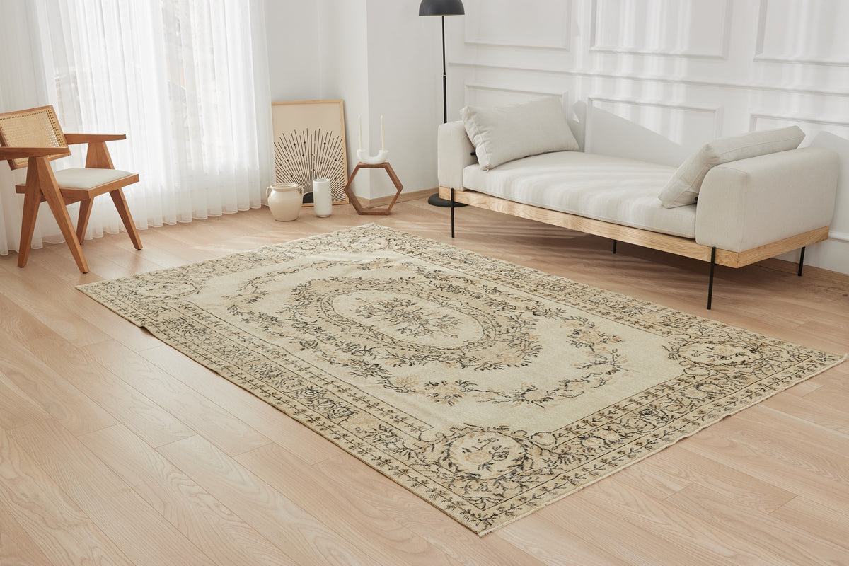 Gladdys | Antiquewashed Vintage Turkish Carpet | Kuden Rugs