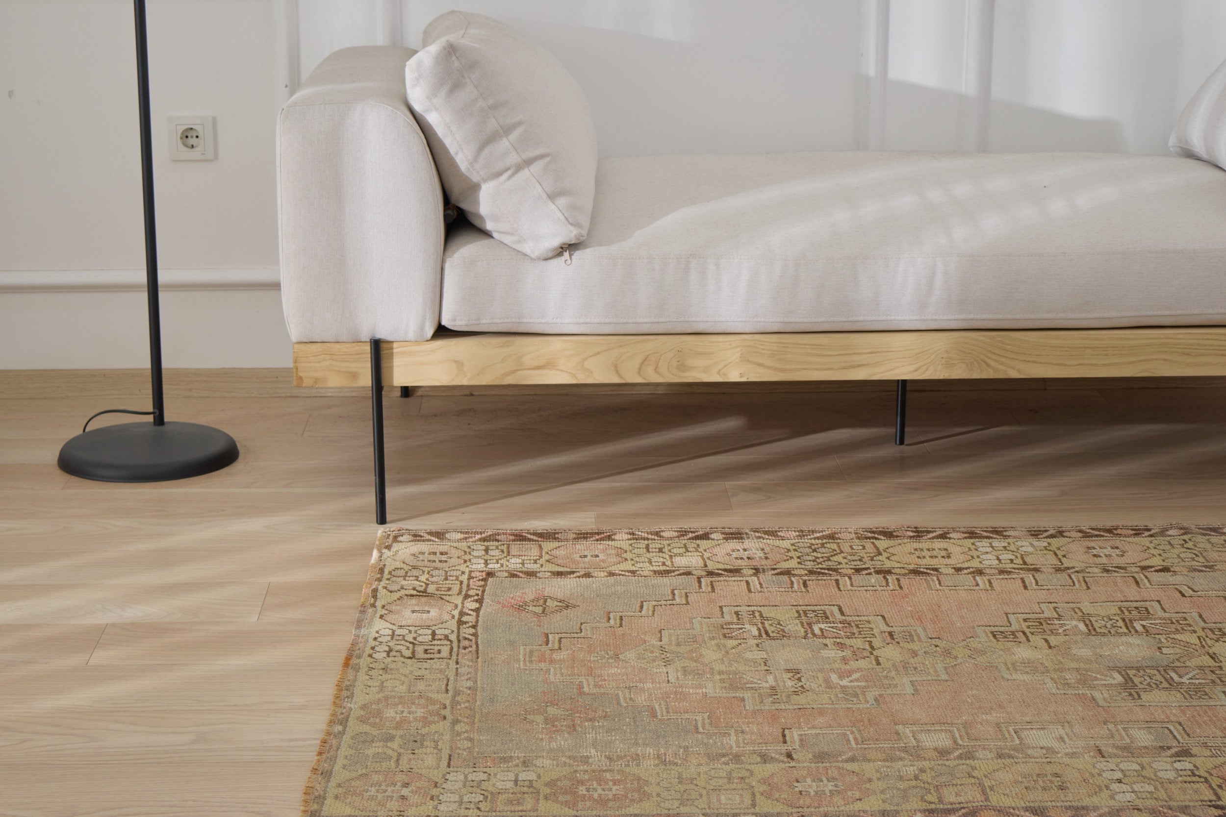 Handwoven tradition meets modern style: The Gwyneth Rug. | Kuden Rugs