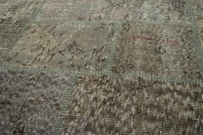 Handwoven tradition meets modern style. The Hailee Rug. | Kuden Rugs