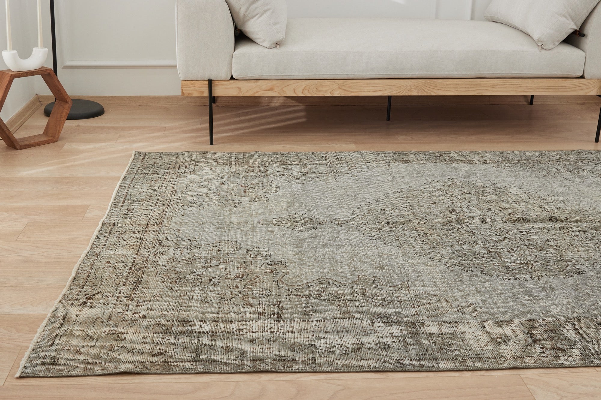 Haloona | Timeless Wool and Cotton Turkish Rug | Kuden Rugs