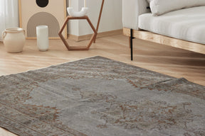 Ilynah | Hand-Knotted Vintage Area Carpet | Kuden Rugs