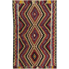 Embrace timeless design with the Imani hand-knotted rug. | Kuden Rugs