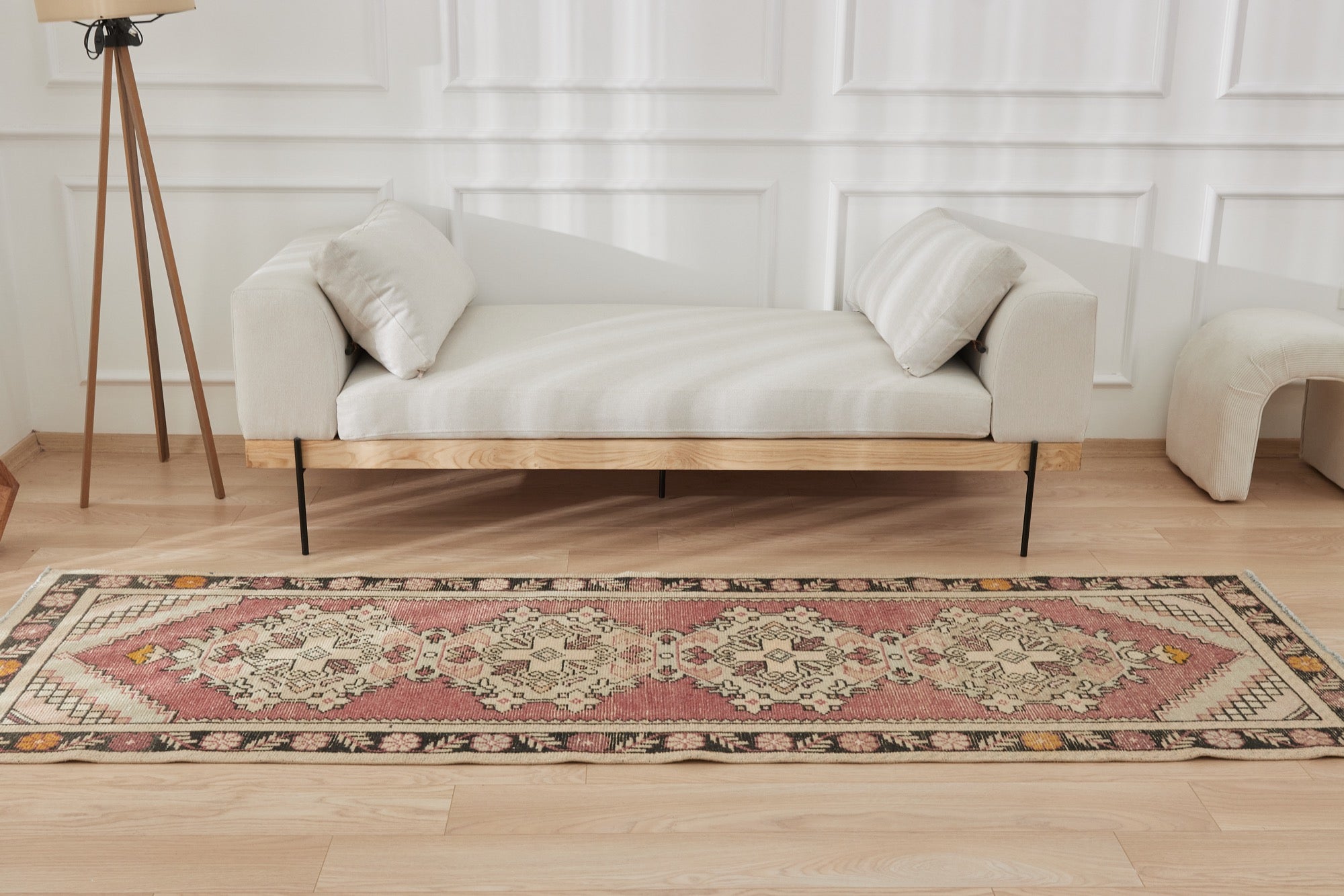 Ivania | 1970's Vintage Treasure | Authentic Area Carpet | Kuden Rugs