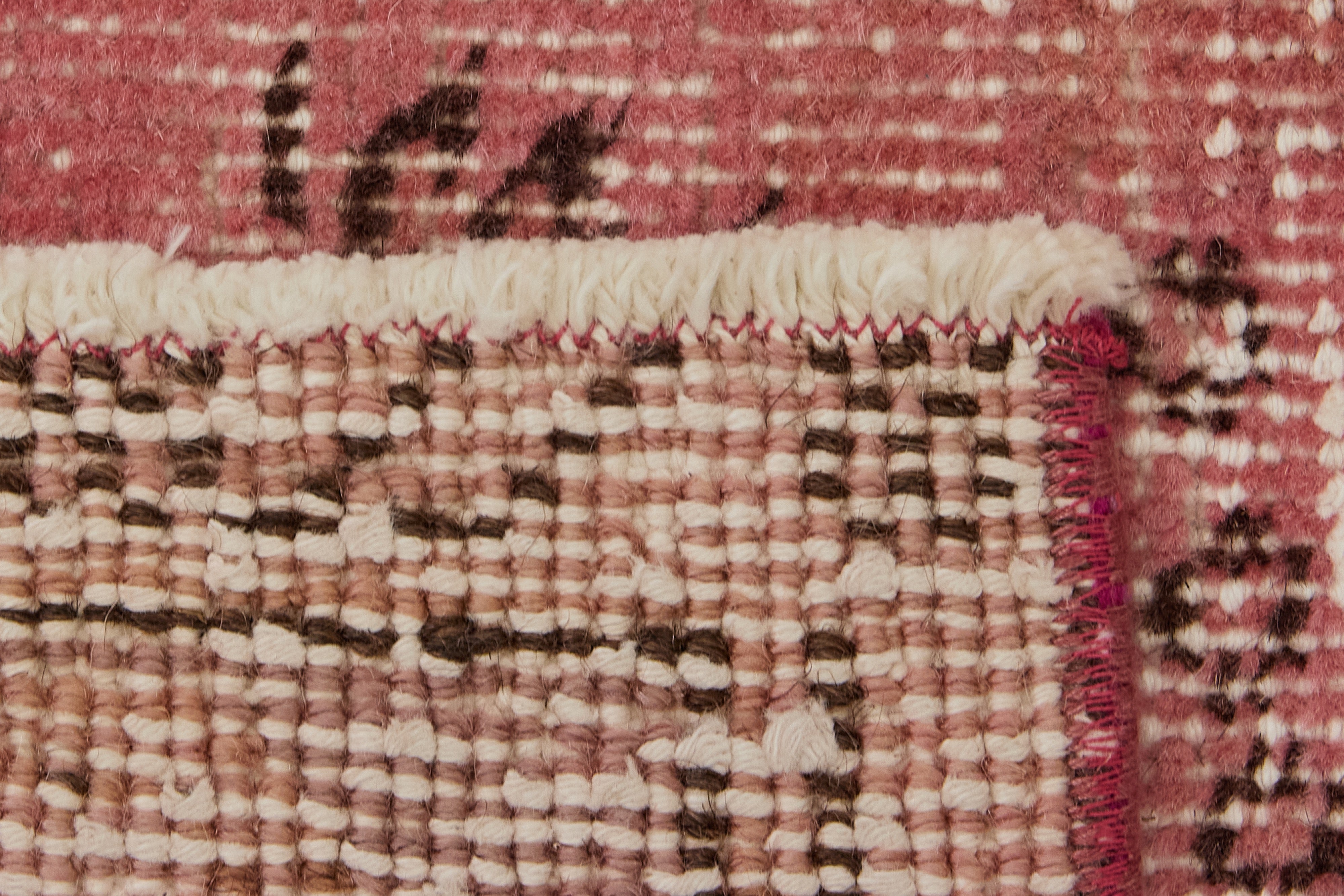 Embrace Jaclyn | Turkish Rug Artistry | Vintage Carpet Sophistication | Kuden Rugs