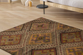 Jaden: A unique Turkish carpet with rich brown tones. | Kuden Rugs