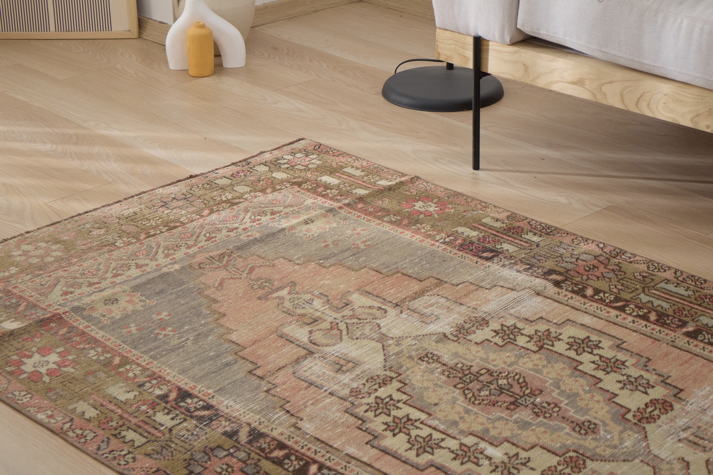 Janelle - Turkish Rug | Kuden Rugs