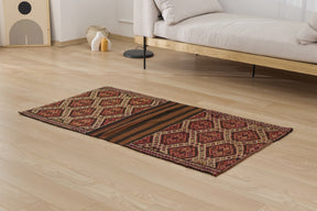 Embrace timeless design with the Jaylah hand-knotted rug. | Kuden Rugs