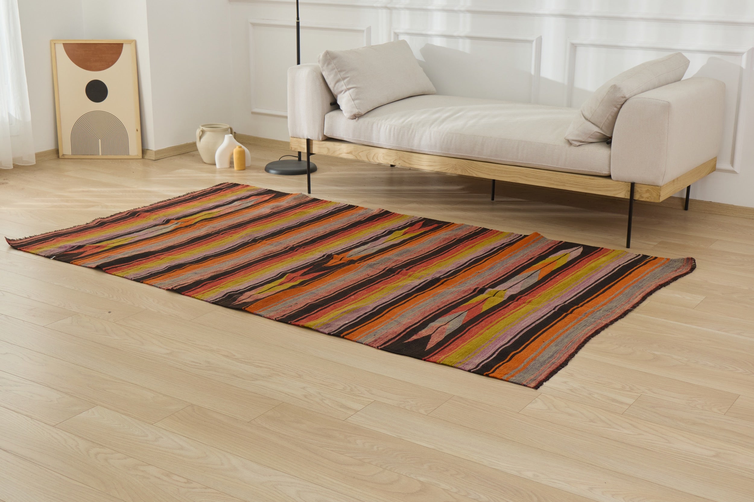 Embrace timeless design with the Jaylynn hand-knotted rug. | Kuden Rugs