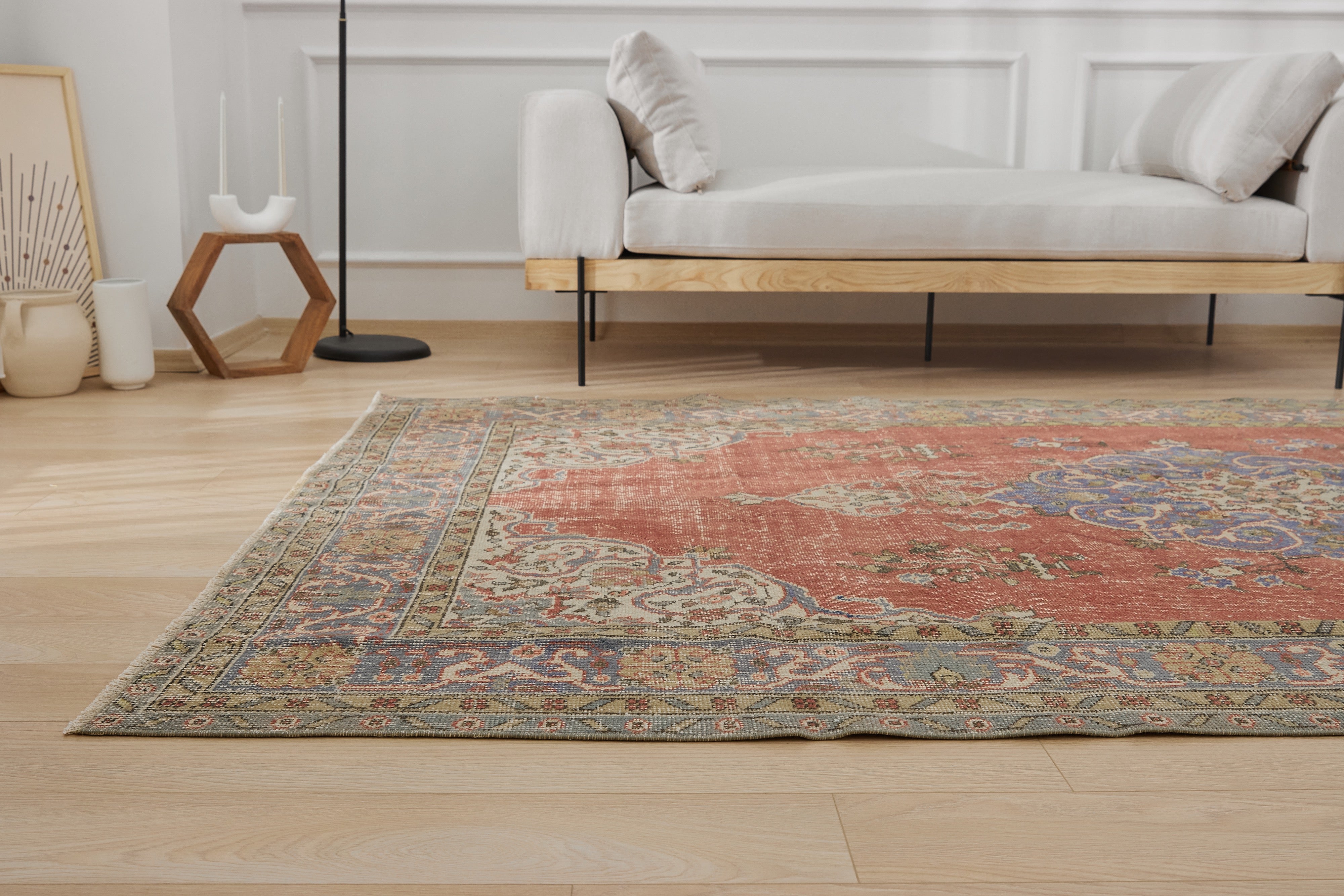 Jocelyn's Charm | Authentic Turkish Rug | Hand-Knotted Carpet | Kuden Rugs