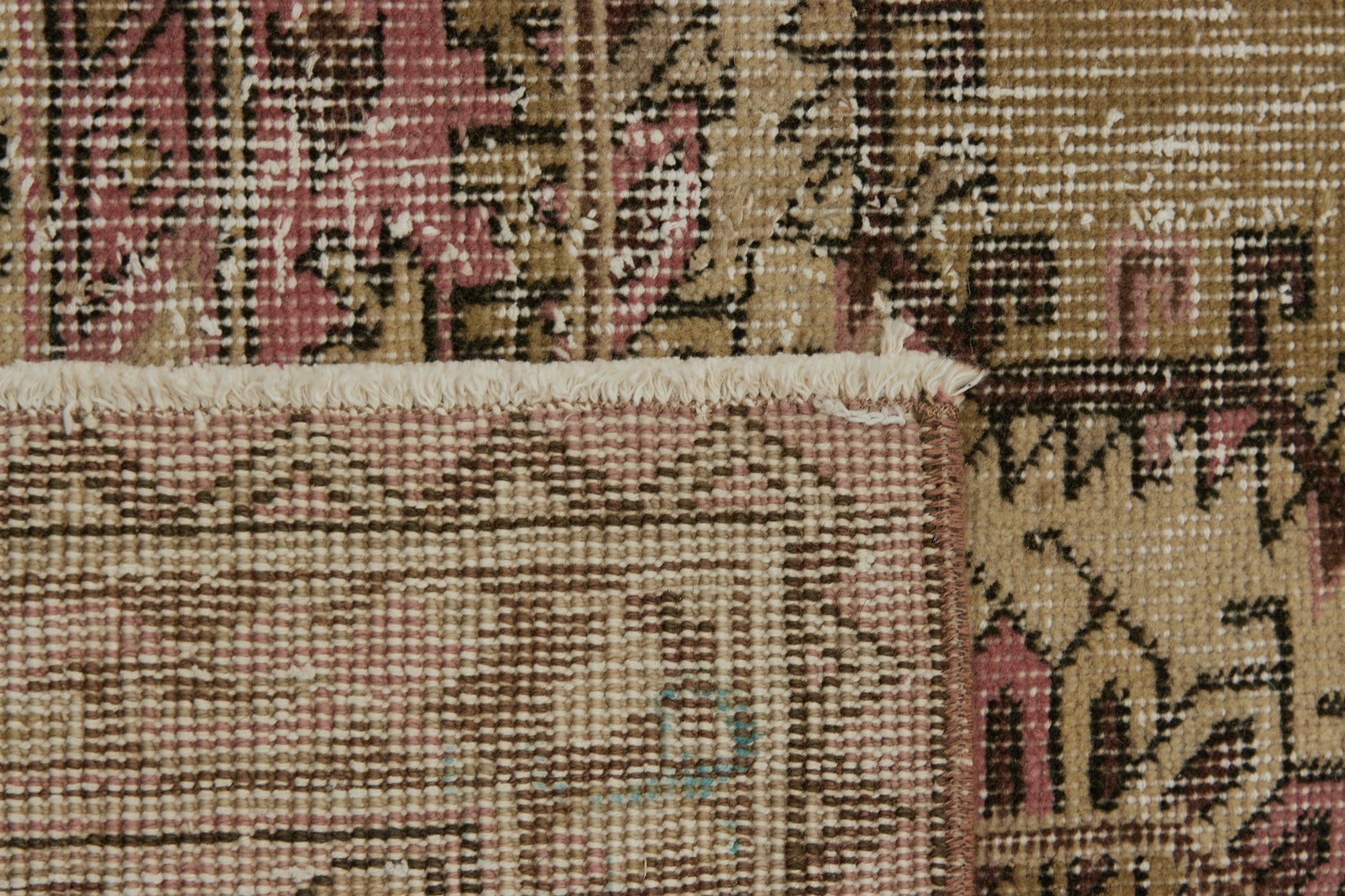 Komal | Sophisticated Green Antiquewashed Carpet | Kuden Rugs
