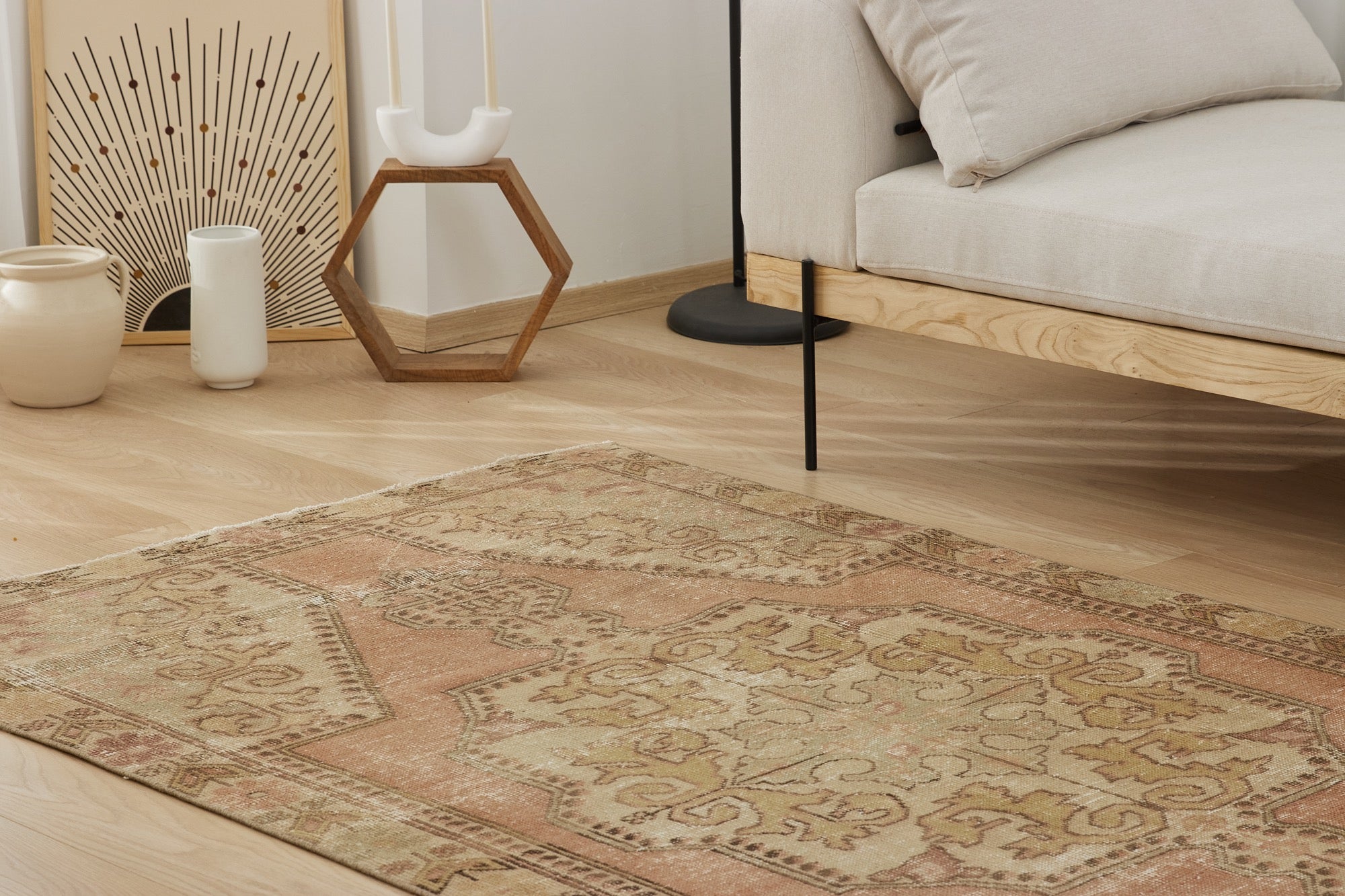 Kyleigh | Time-Honored Turkish Rug | Artisanal Carpet Mastery | Kuden Rugs