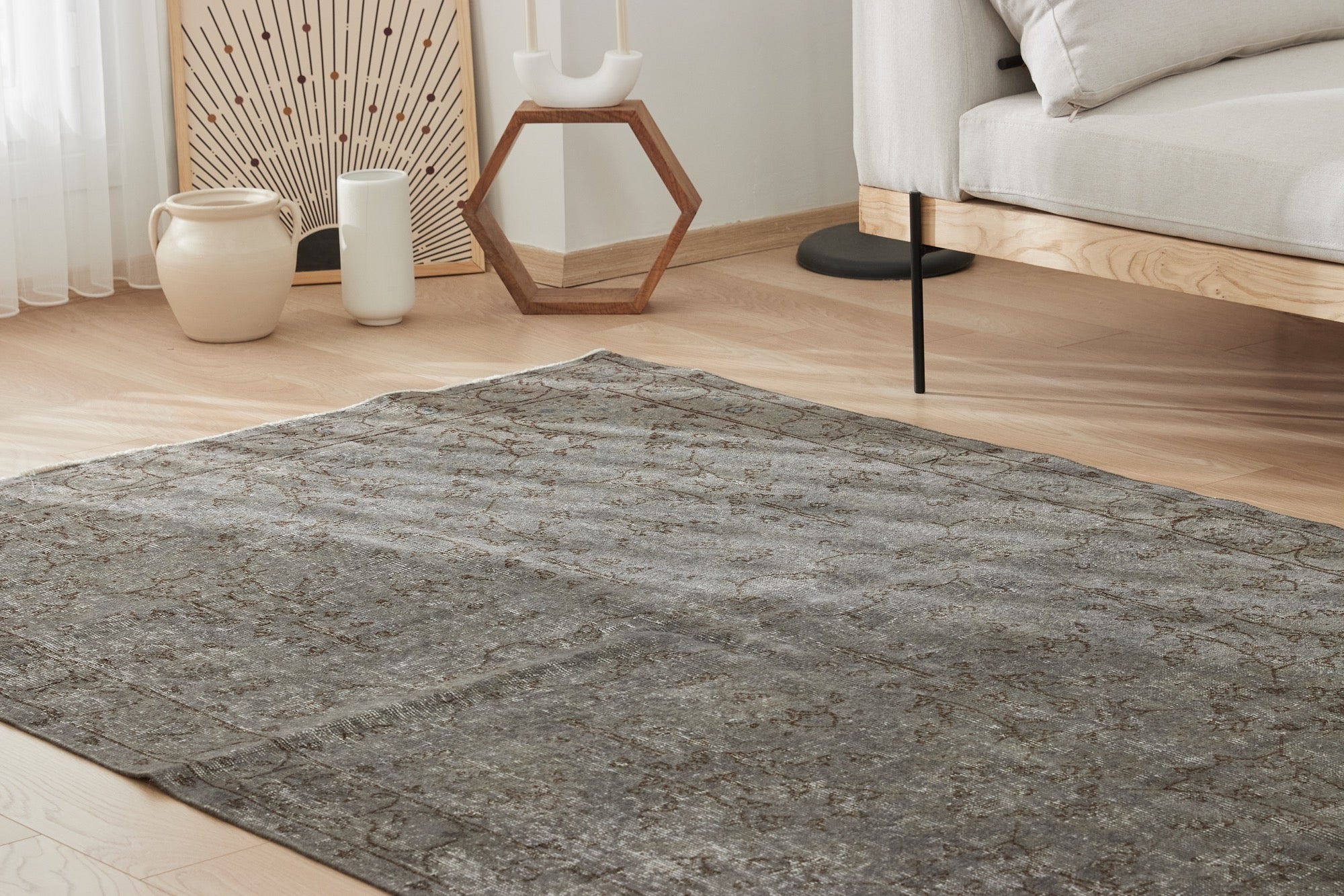 Lachlan | Time-Honored Turkish Rug | Artisanal Carpet Mastery | Kuden Rugs