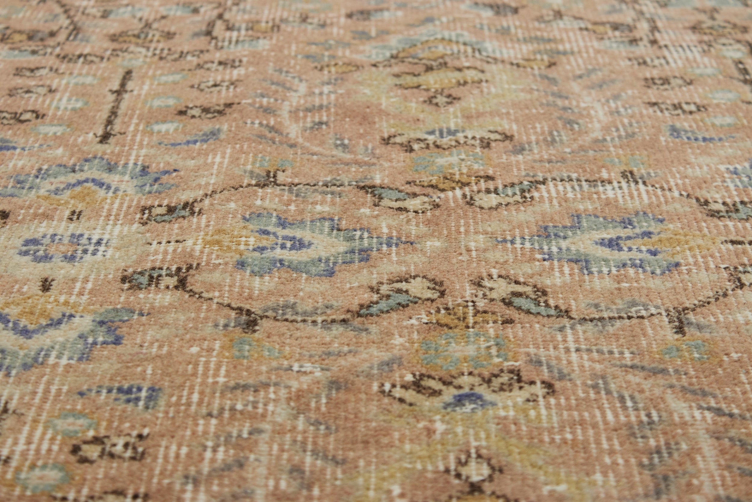 Laurie | Unique Hand-Knotted Turkish Rug | Kuden Rugs