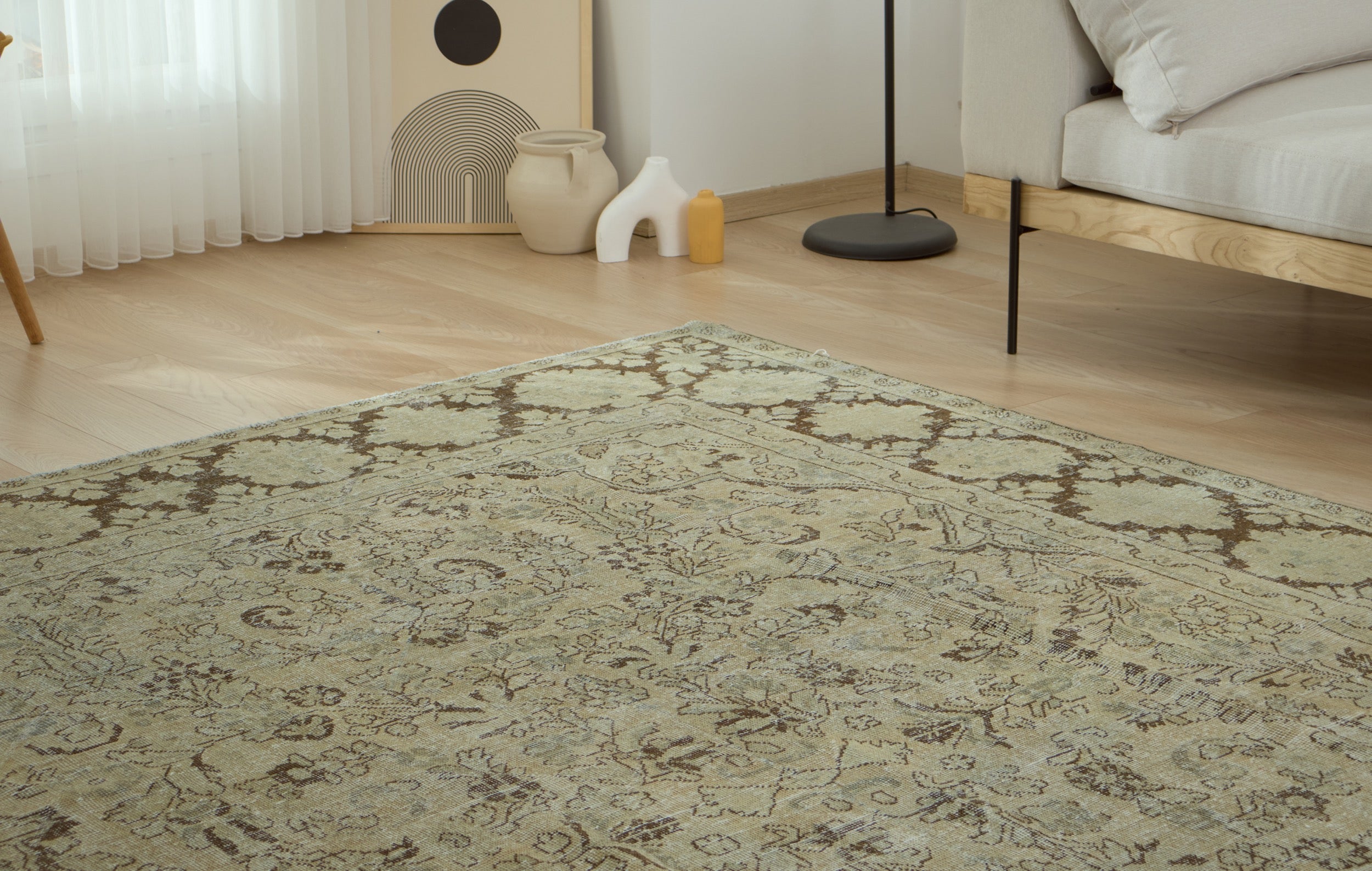 Lavey - Exquisite Allover Masterpiece | Kuden Rugs