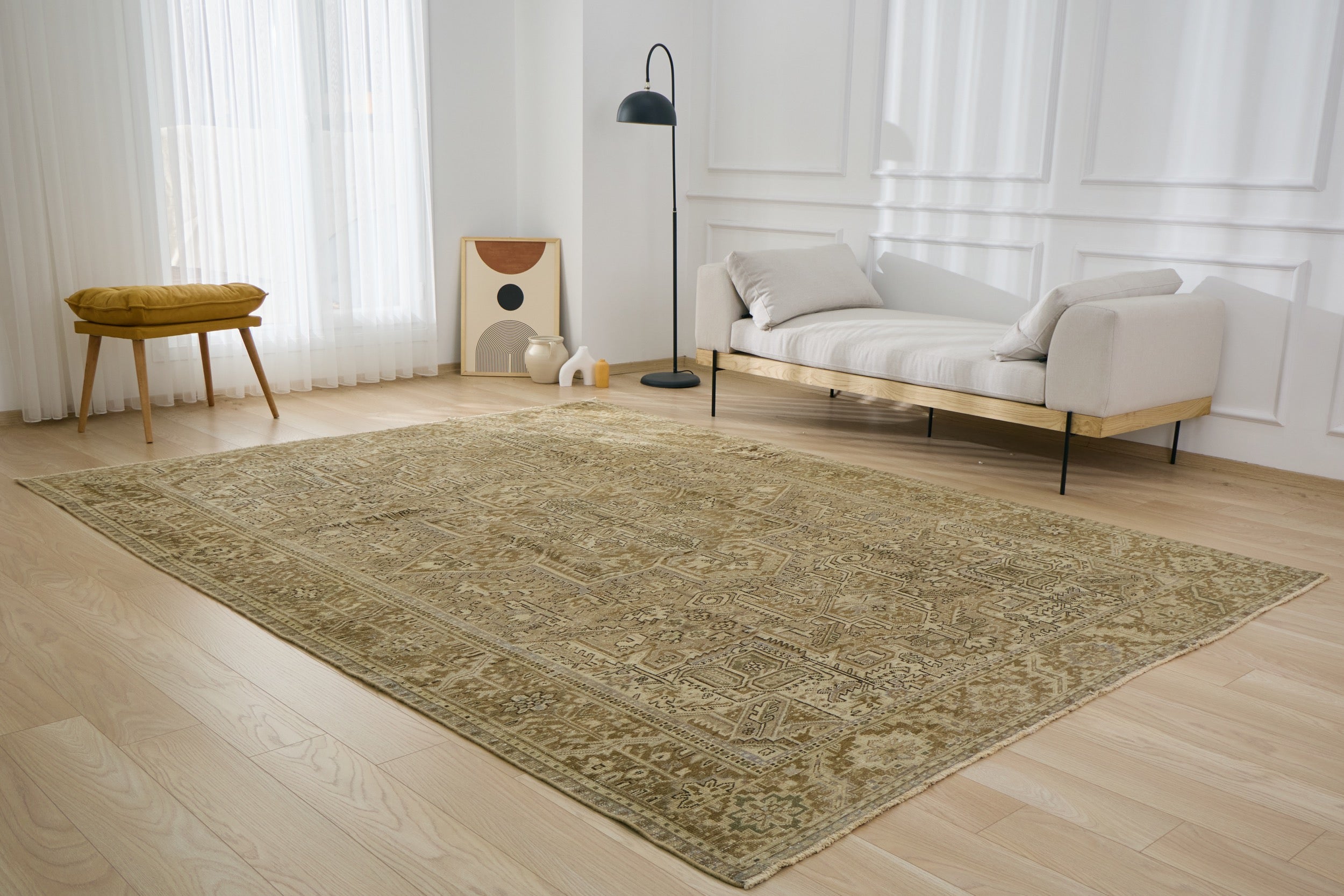 Lisa - Timeless Elegance in Brown | Kuden Rugs