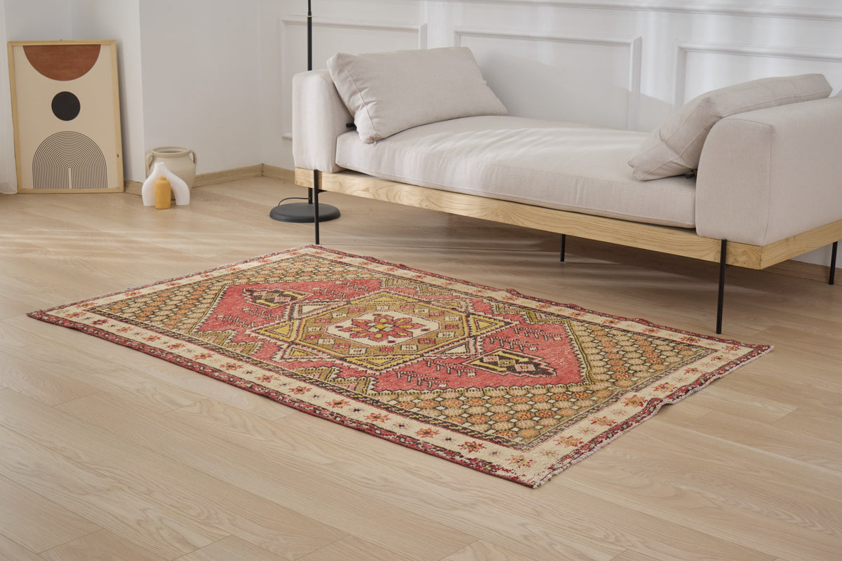 Lovisa - Vintage Rug | Kuden Rugs