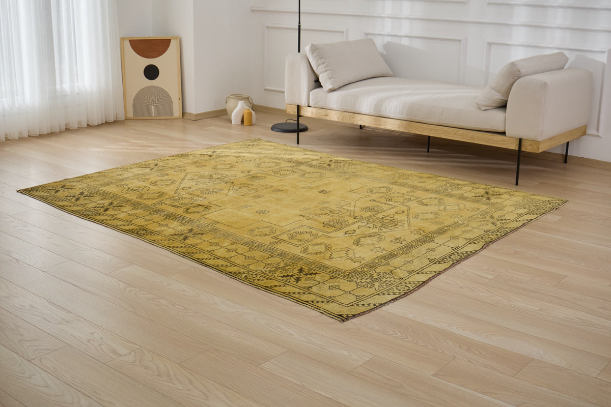 Lysandra - Vintage Rug | Kuden Rugs