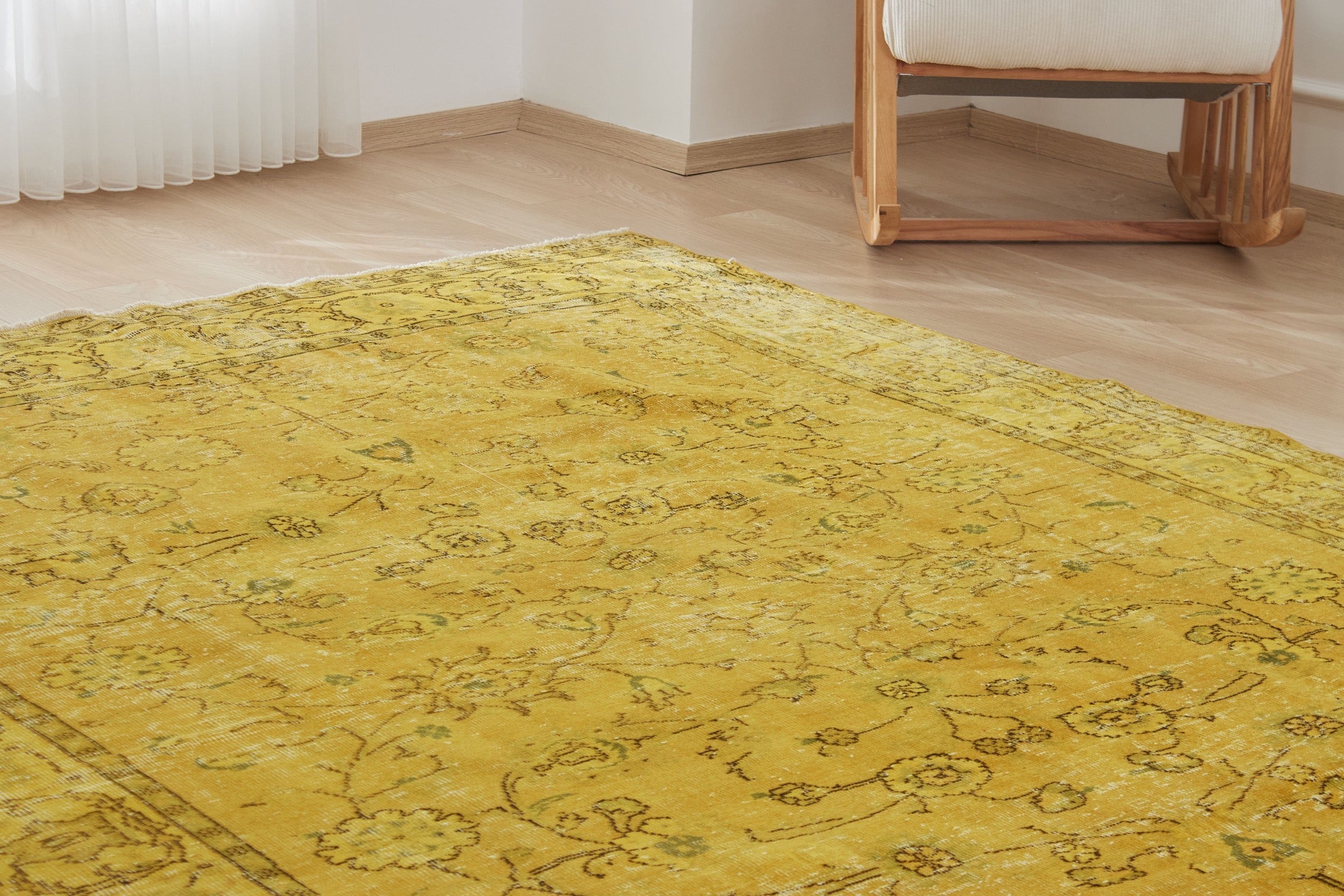 Madhavi | Hand-Knotted Area Rug Artistry | Kuden Rugs