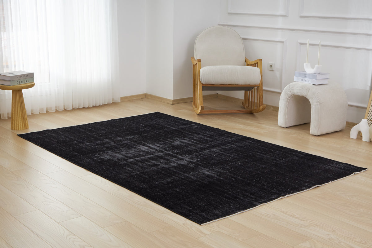 Maemi | Understated Elegance | Vintage Black Carpet | Kuden Rugs
