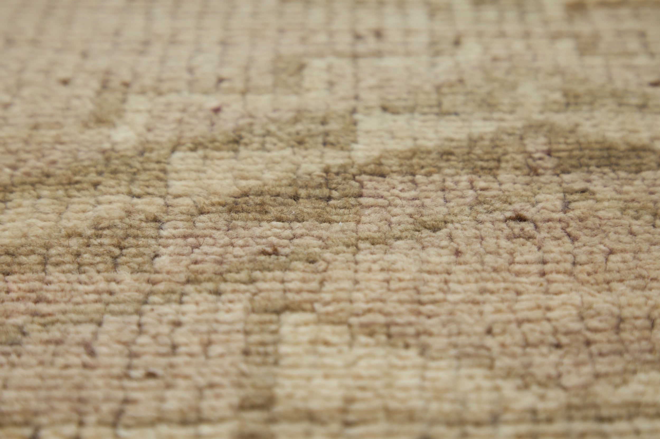 Magdalene | Turkish Tradition | Sophisticated Carpet Craft | Kuden Rugs