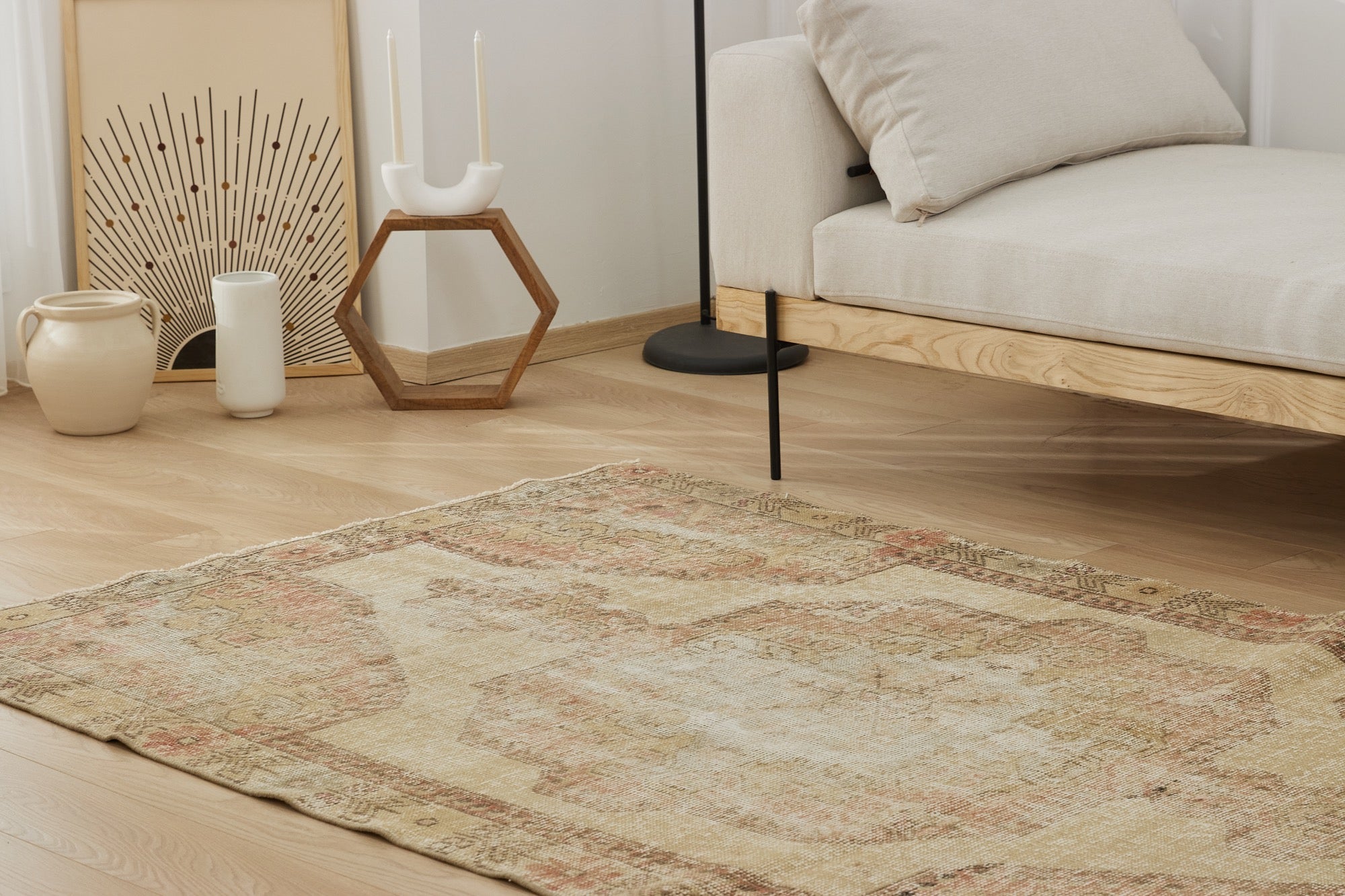 Mallory | Time-Honored Turkish Rug | Artisanal Carpet Mastery | Kuden Rugs