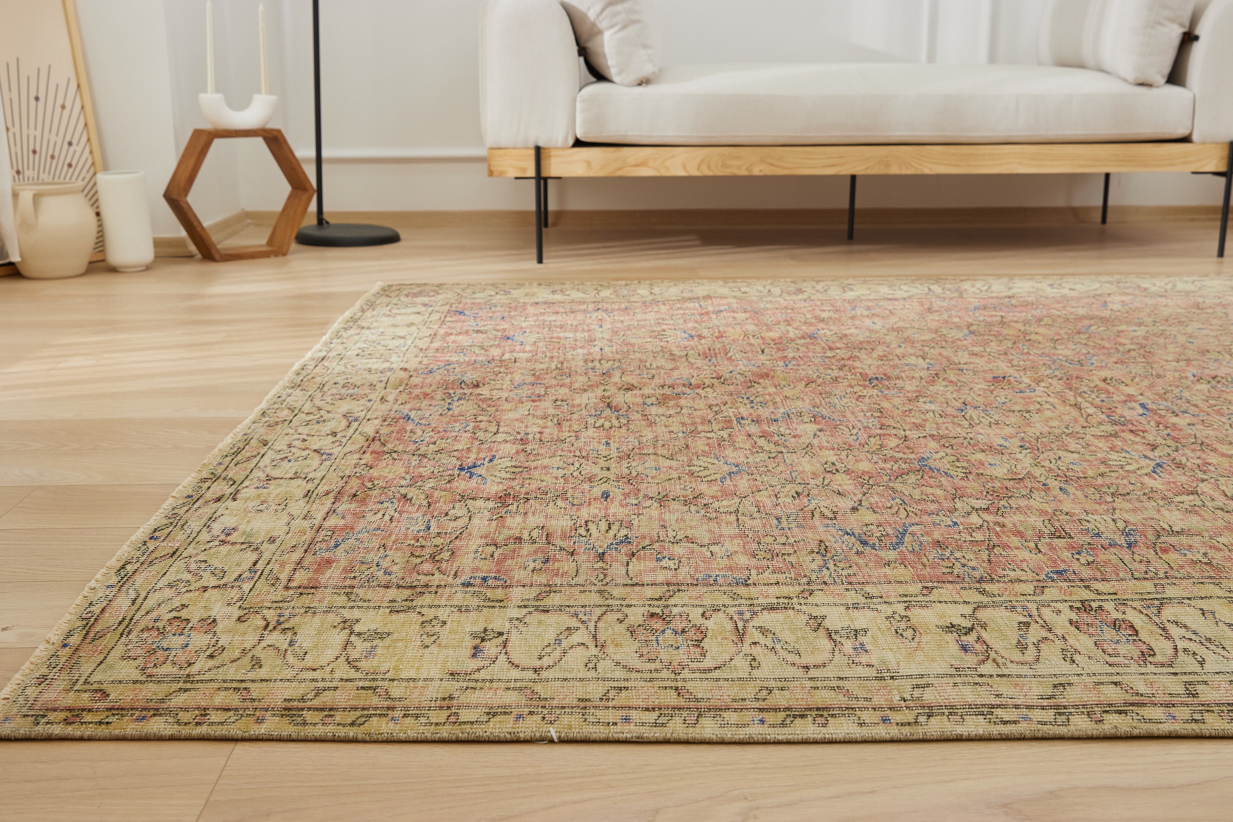 Explore Mayeli | Turkish Rug Craftsmanship | Vintage Carpet Allure | Kuden Rugs