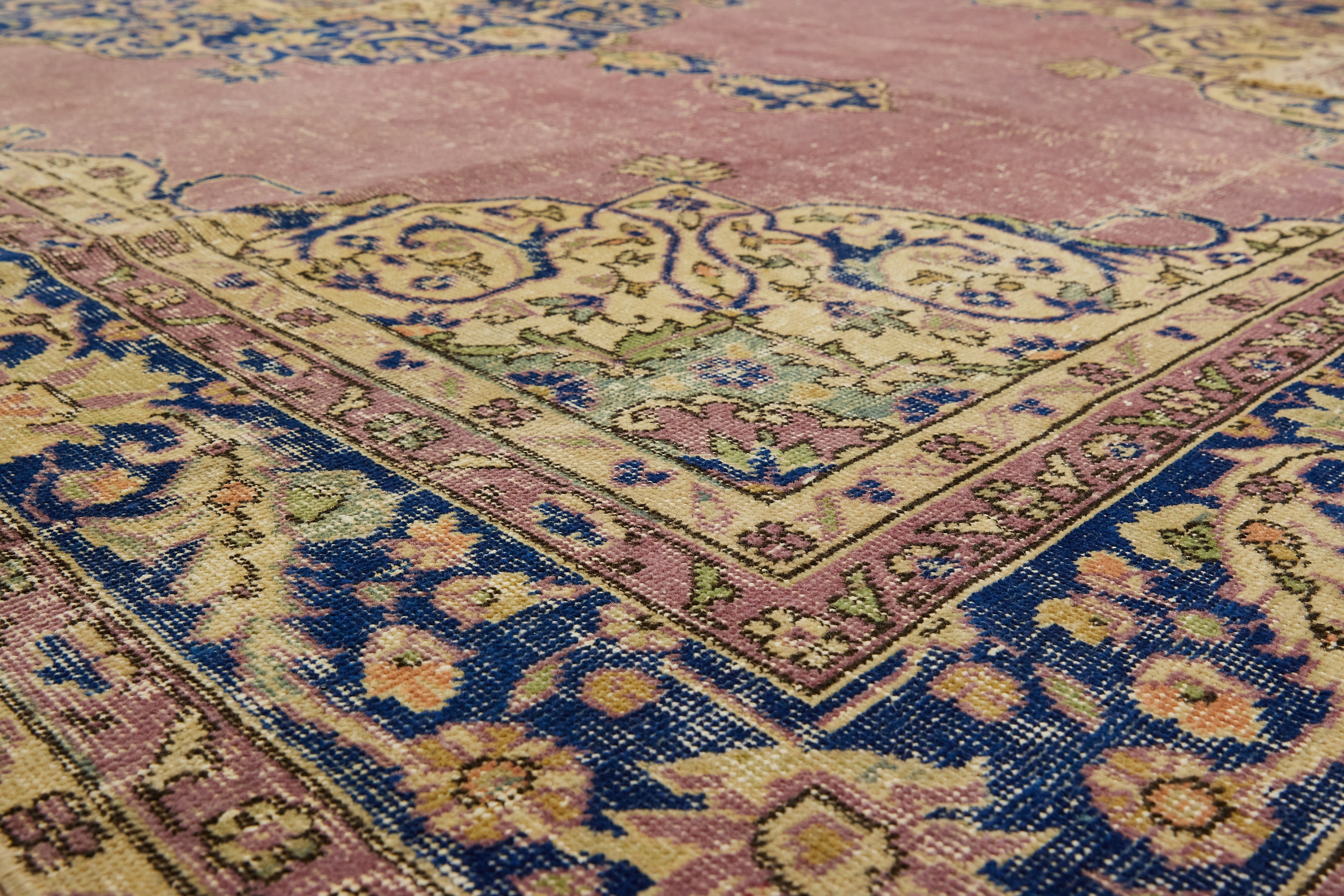 1970's Vintage Reinvented - Melia's Luxurious Carpet Weave