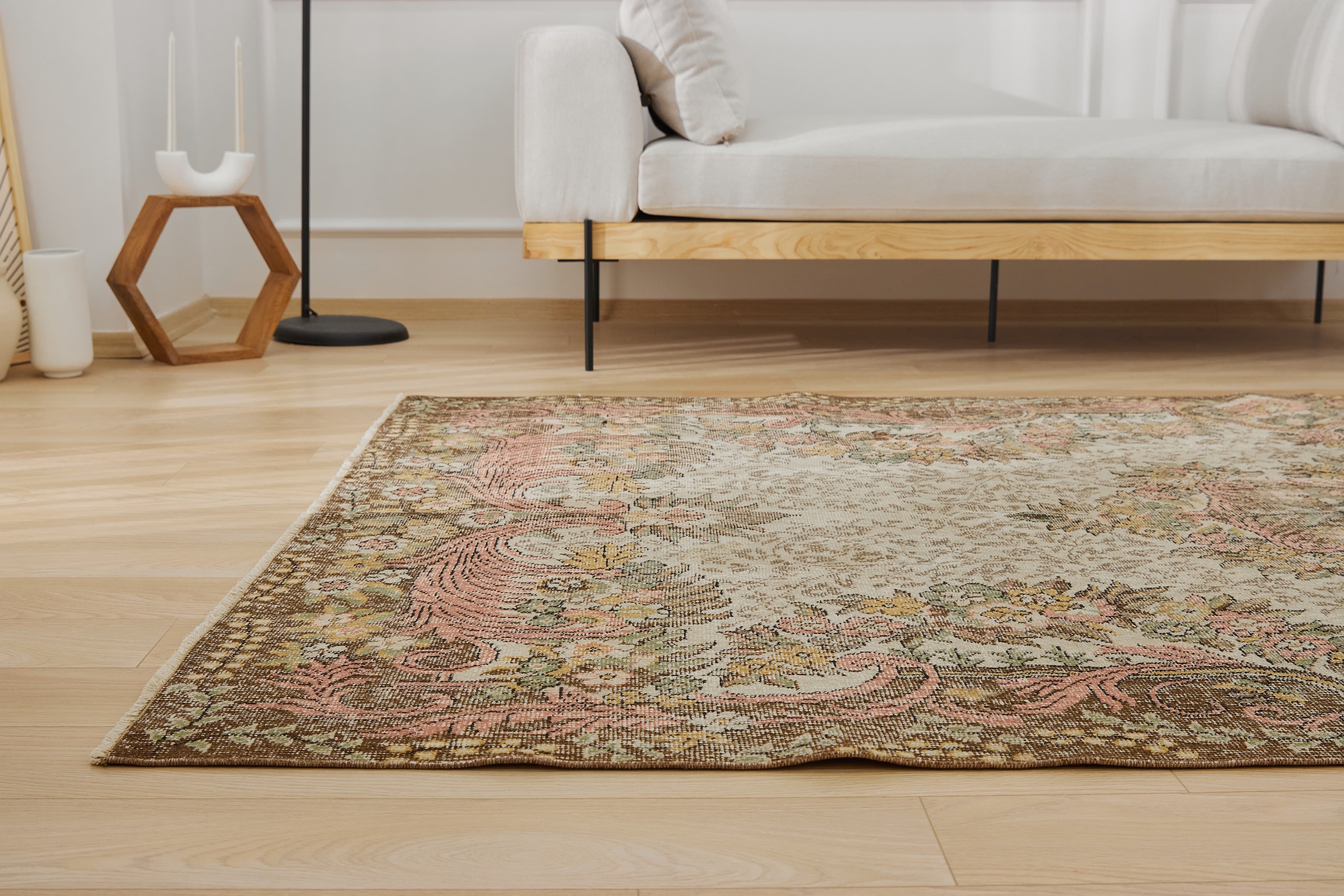 Metztli's Essence | Authentic Turkish Rug | Hand-Knotted Carpet | Kuden Rugs