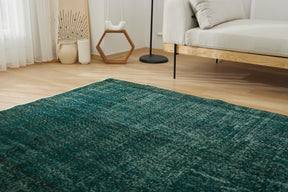 Discover Nadezda | Turkish Rug Tradition | Vintage Carpet Sophistication | Kuden Rugs