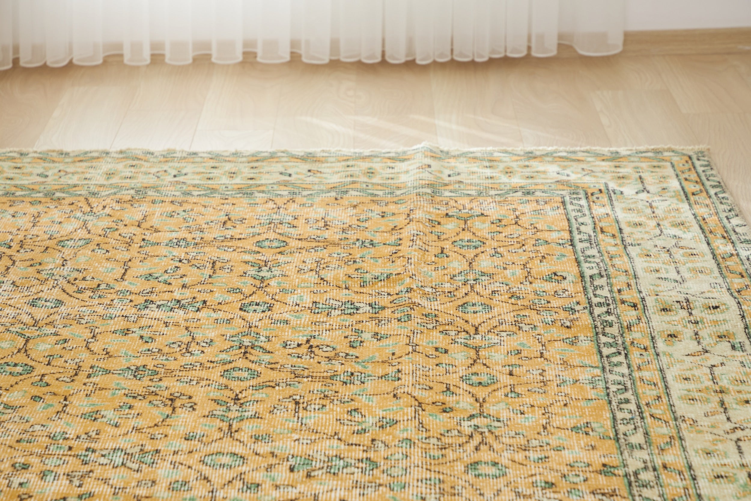 Nafeeza | Heritage Craft | Luxurious Turkish Carpet | Kuden Rugs