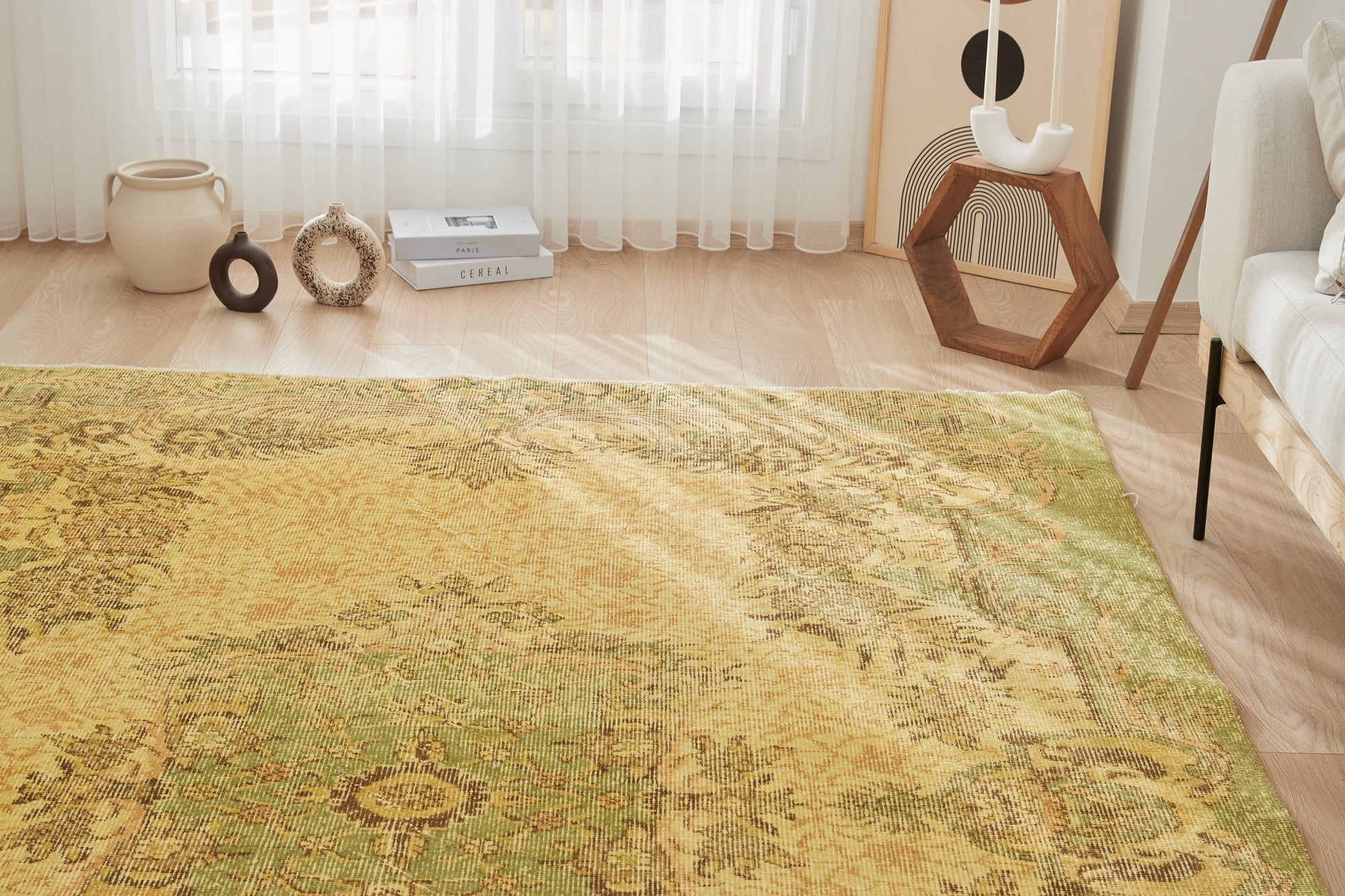 Nahimana | Timeless Design | Handmade Vintage Carpet | Kuden Rugs