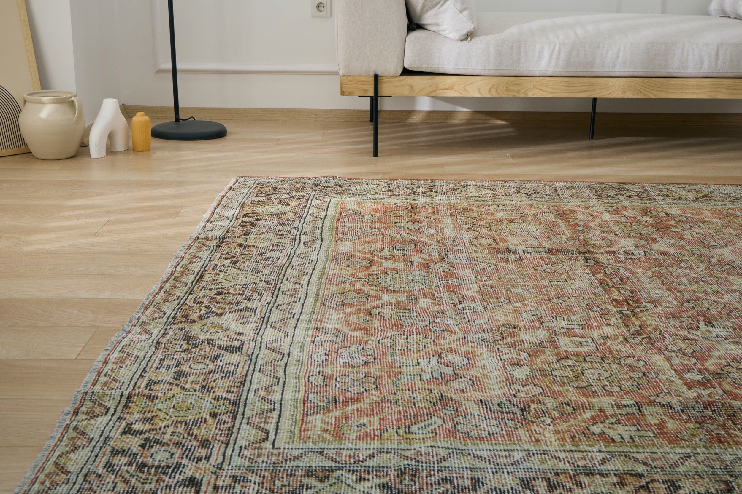 Nerys - Persian Craft, Contemporary Spirit | Kuden Rugs