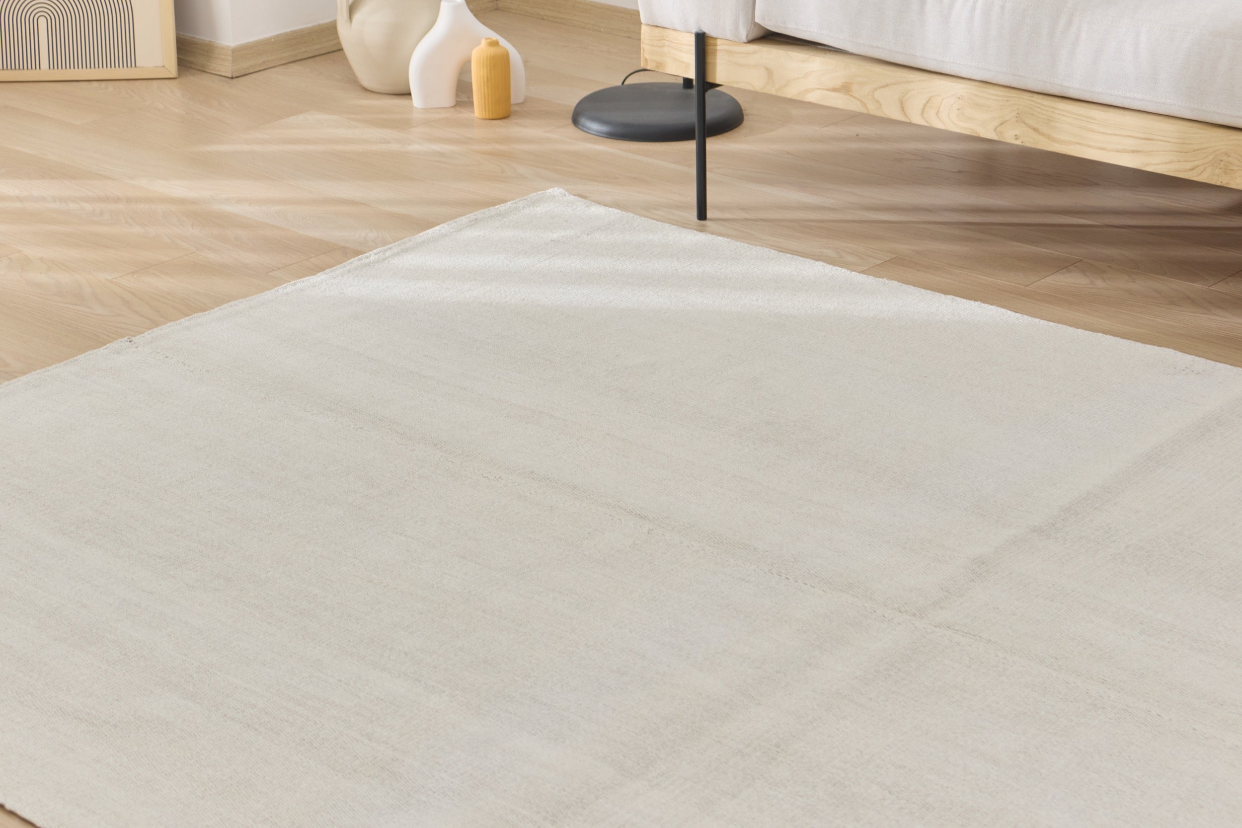 Nohely: A Spacious Turkish Hemp Rug with a Crisp, Clean Palette | Kuden Rugs