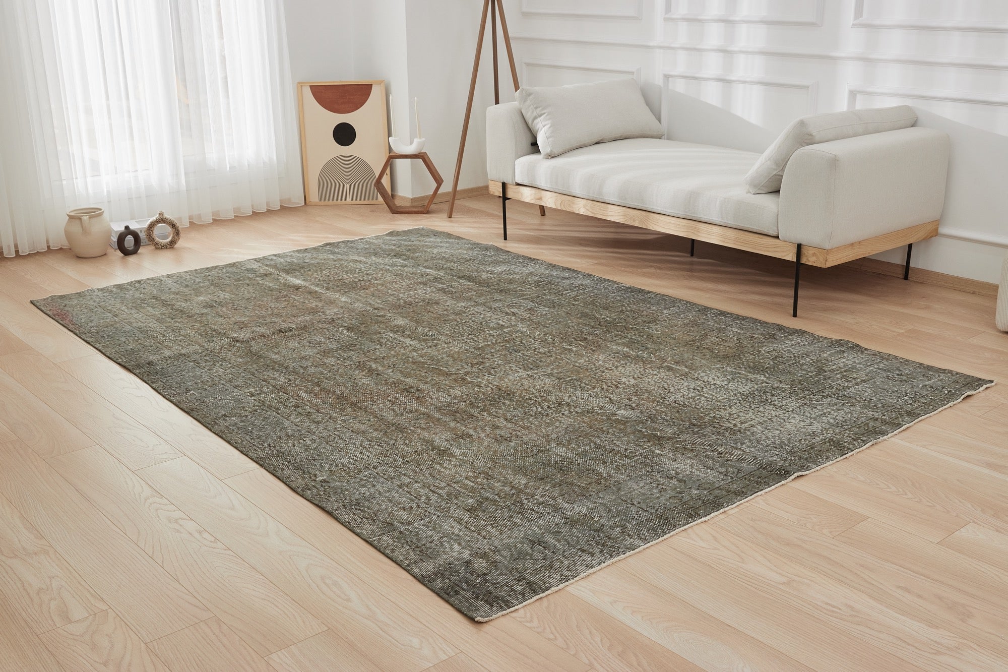 Nubia | Vintage Hand-Knotted Turkish Carpet | Kuden Rugs