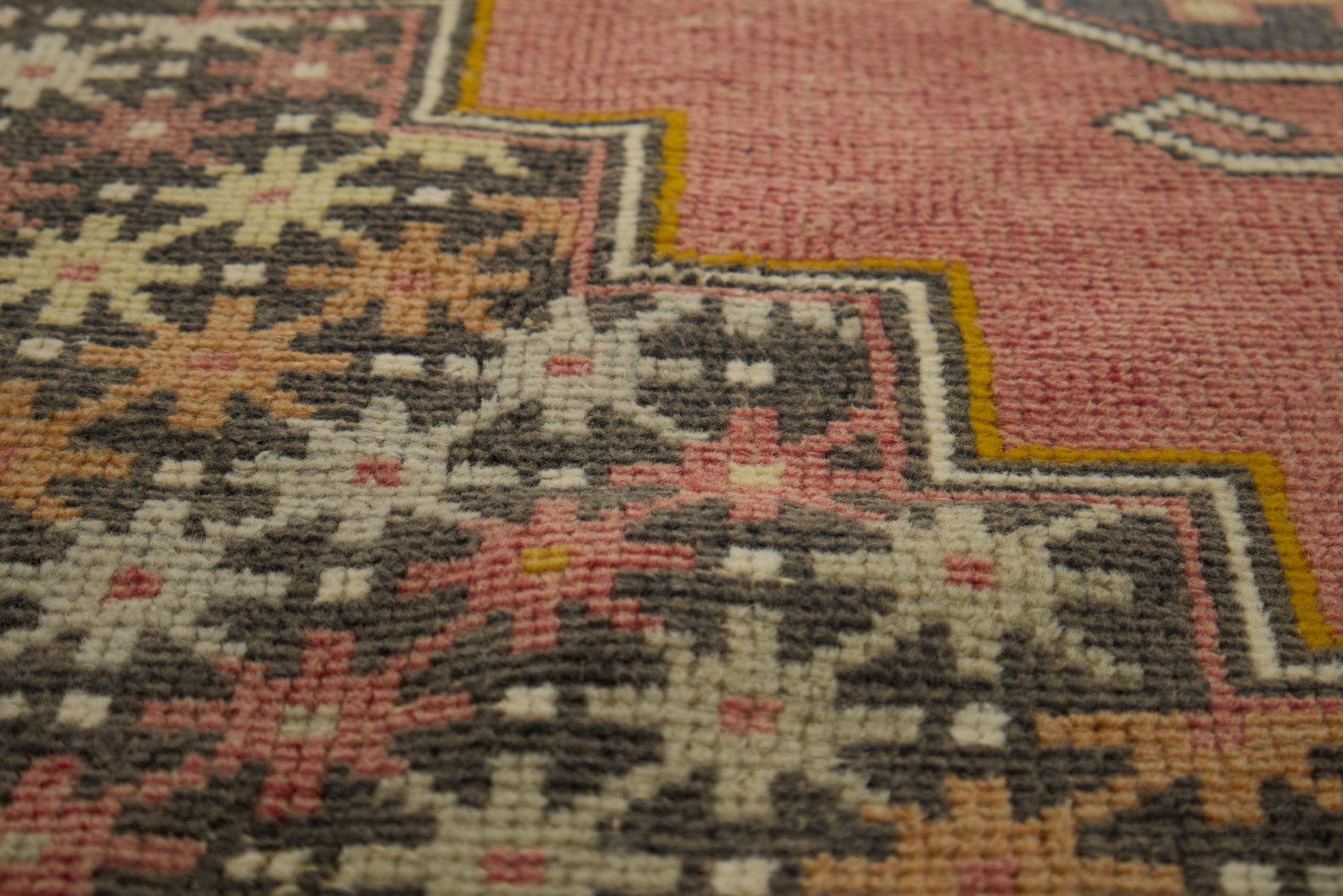 Nylah - Vintage Turkish Anatolian Rug