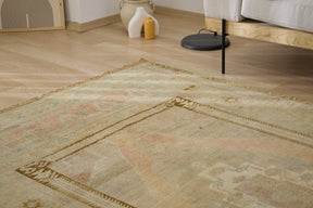 Nyssa - Turkish Rug | Kuden Rugs