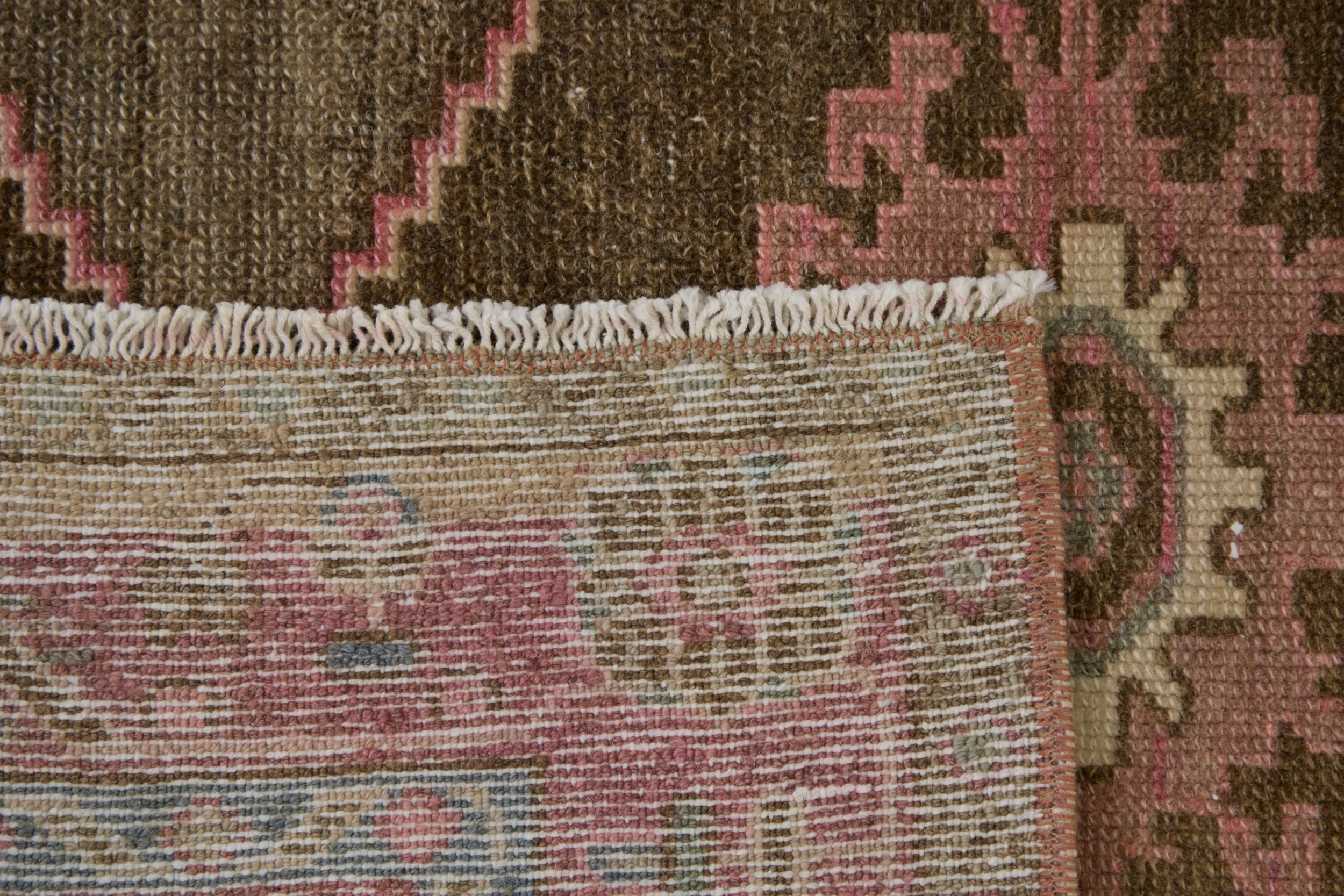 Oakley | The Art of Persian Rugs, Redefined | Kuden Rugs