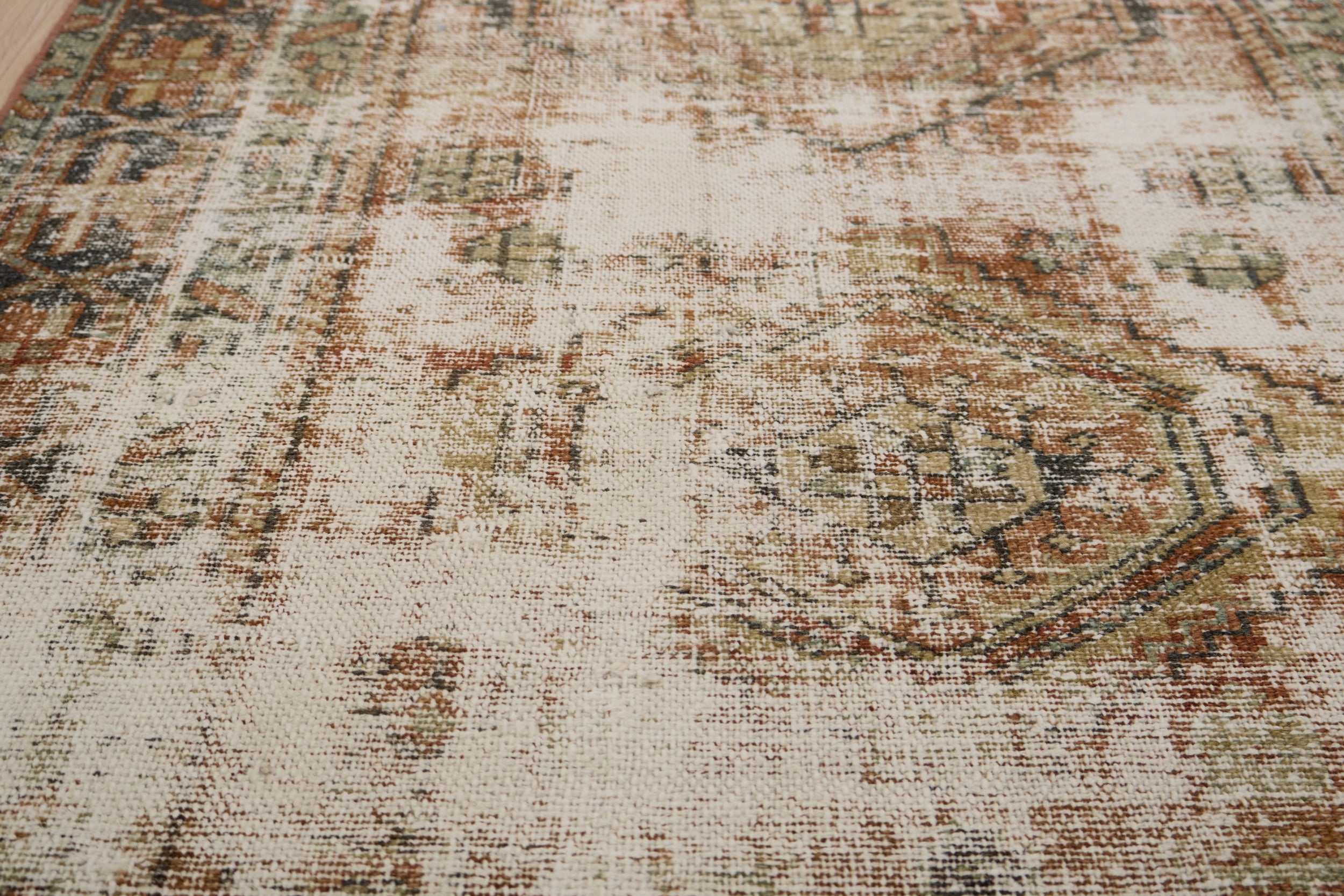 Odeda | Weave of Tradition and Modernity | Kuden Rugs